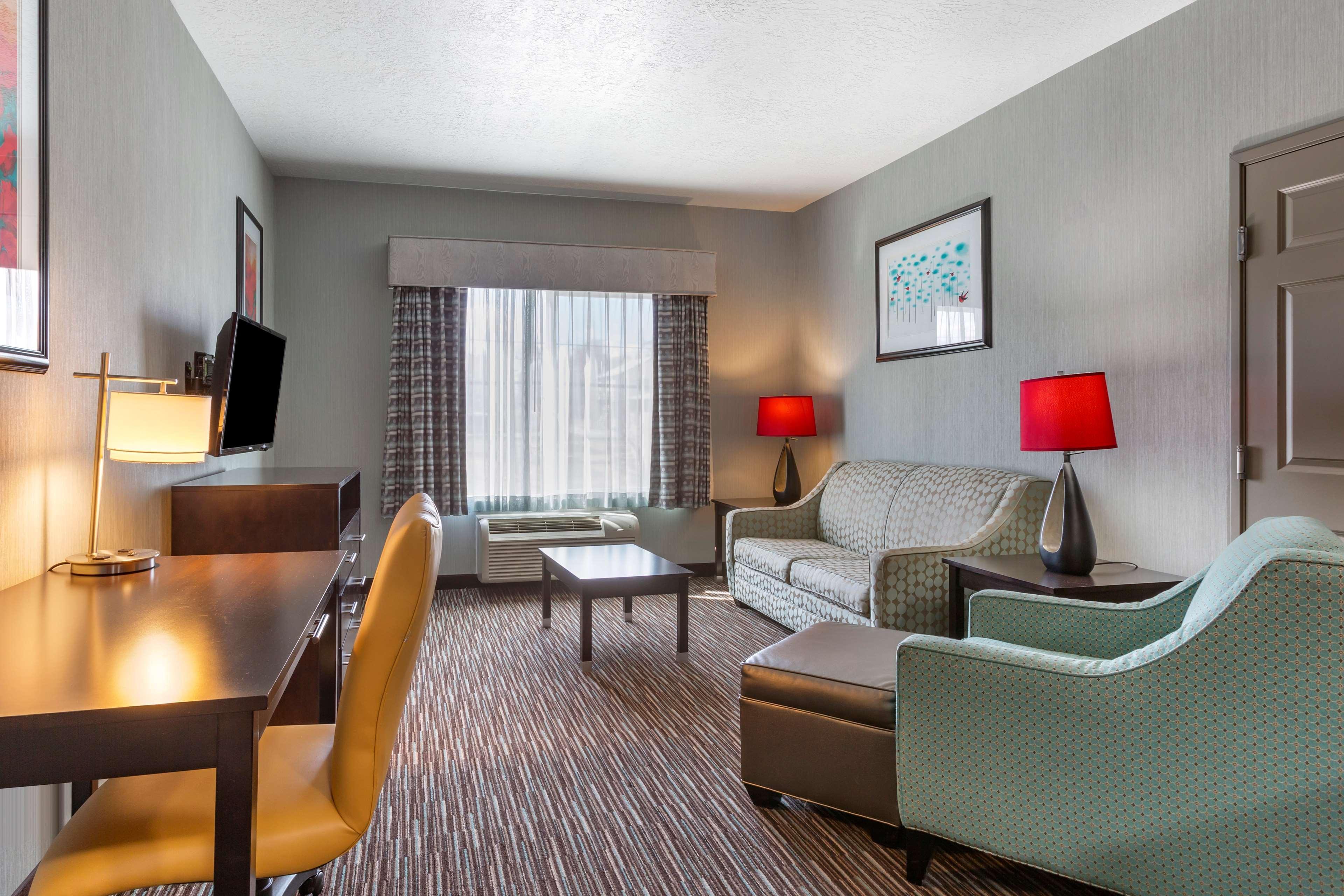 Best Western Plus & Hotel Gallup