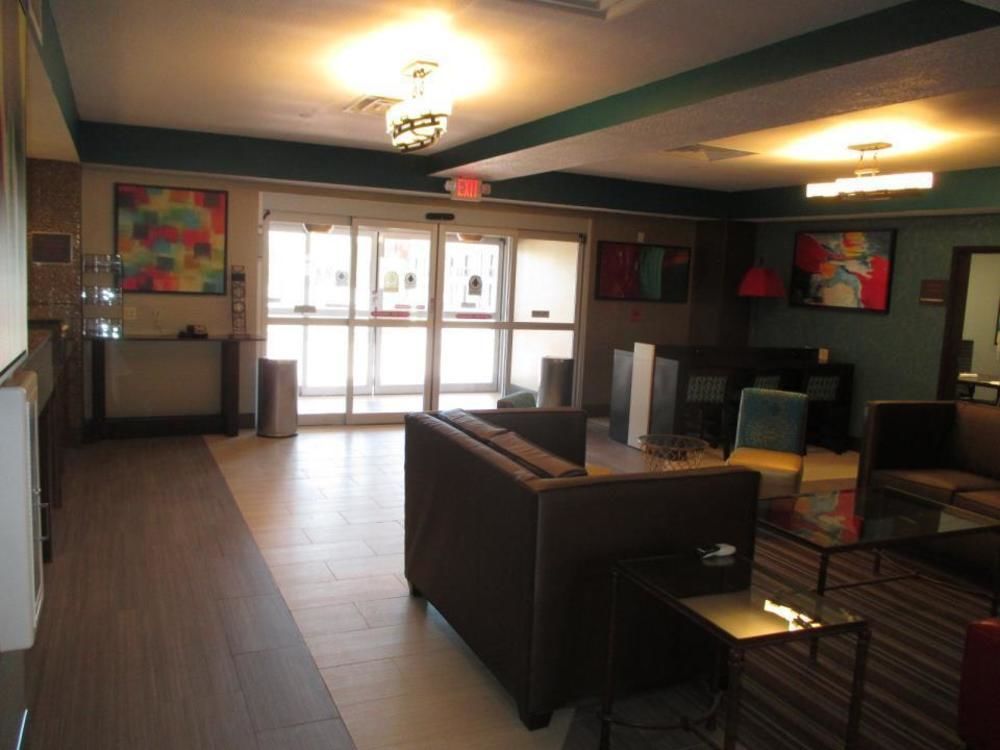 Best Western Plus Inn&suites 3*
