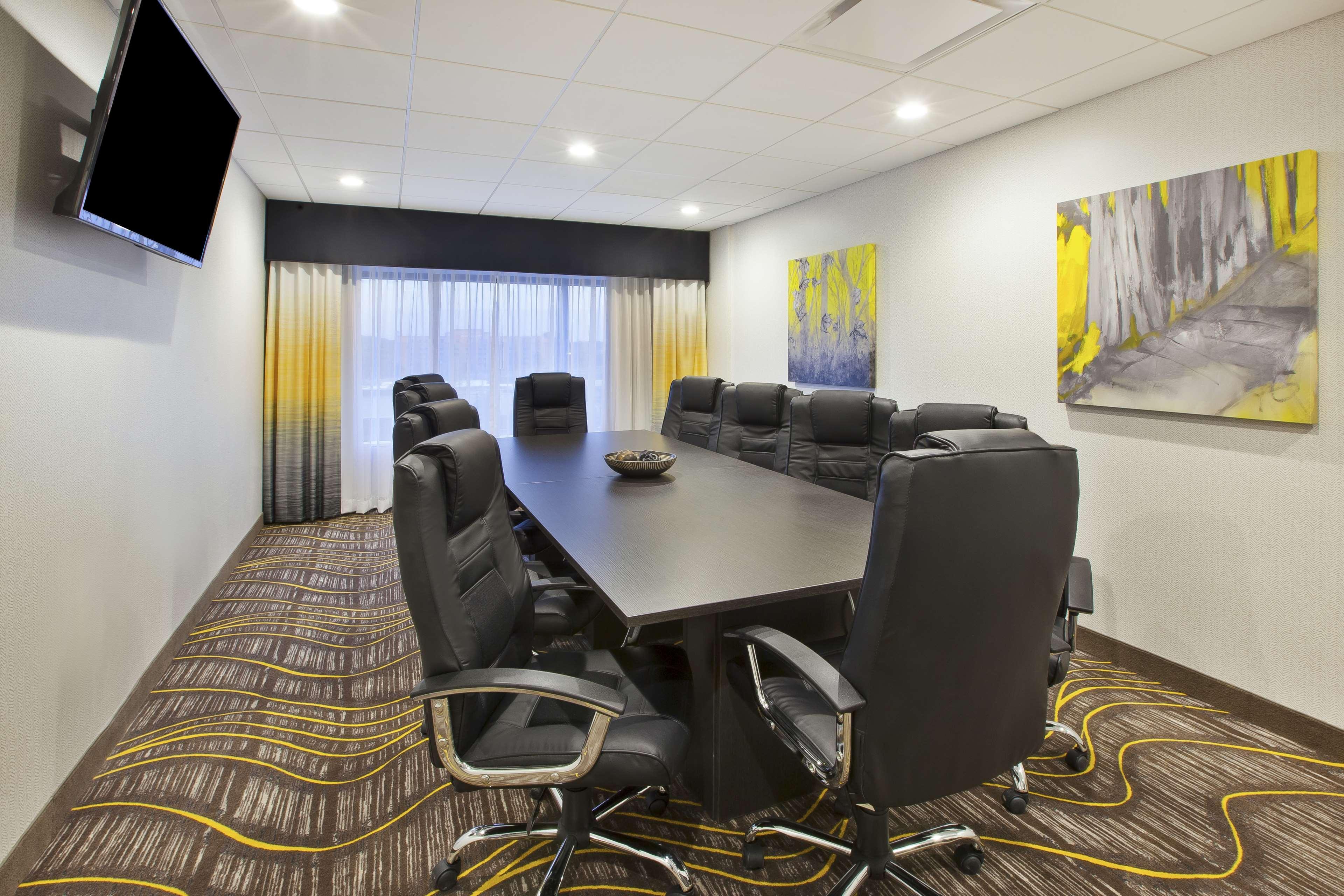 Best Western Plus & 3*