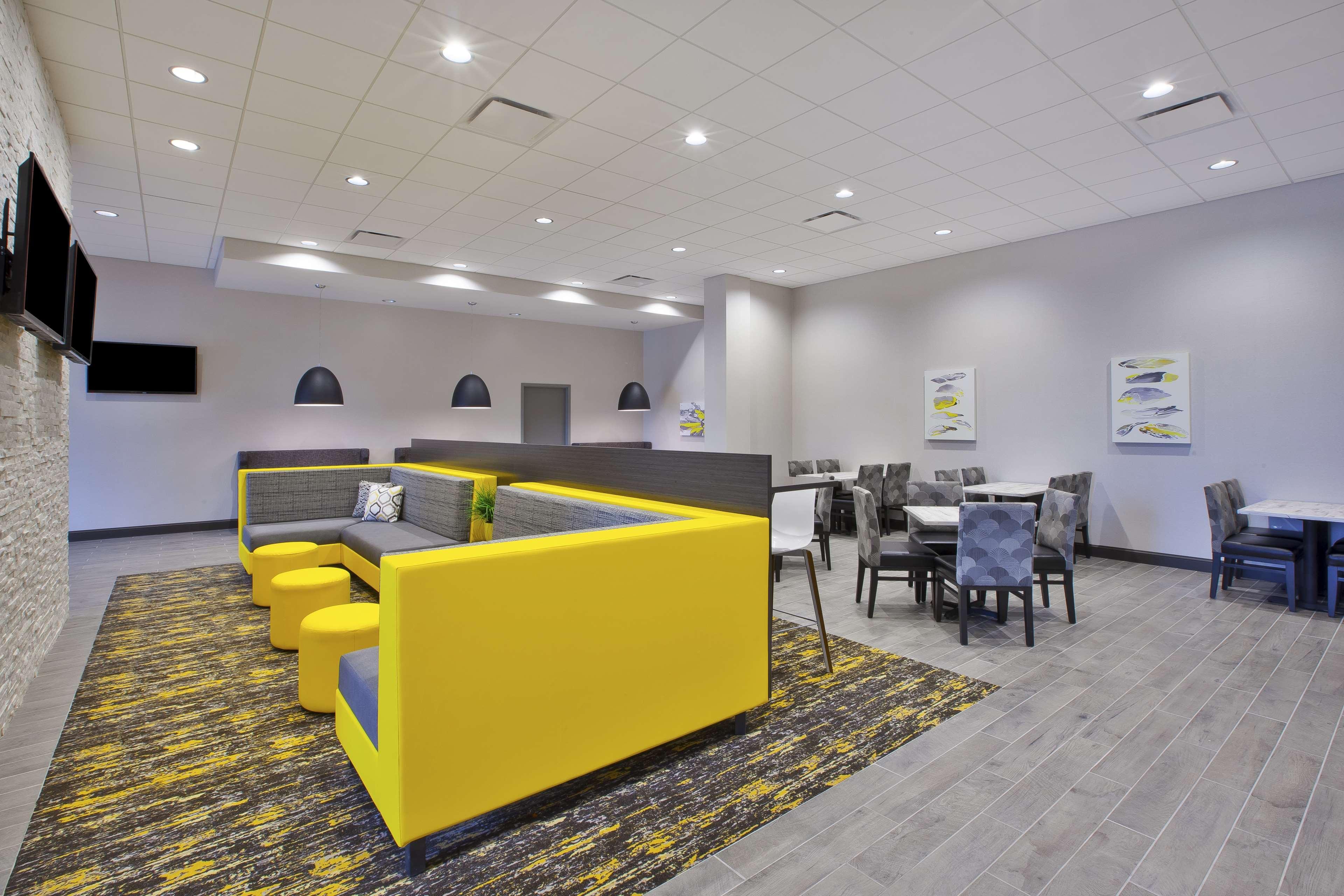 Best Western Plus & Hotel Gallup